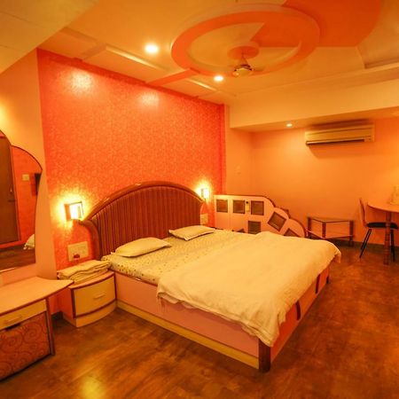 Hotel Ashiana Jāmnagar Zewnętrze zdjęcie
