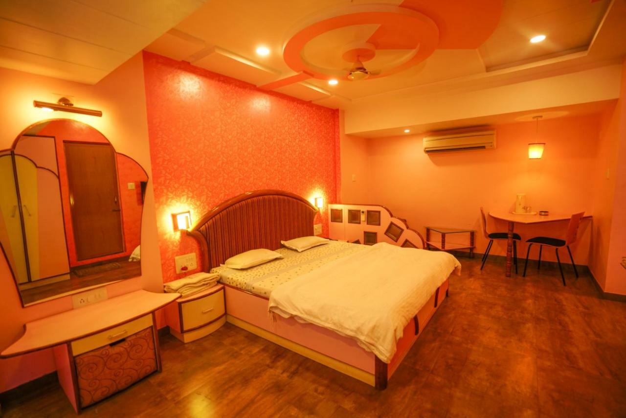 Hotel Ashiana Jāmnagar Zewnętrze zdjęcie